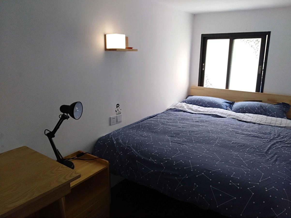 Lin Jiang Apartment